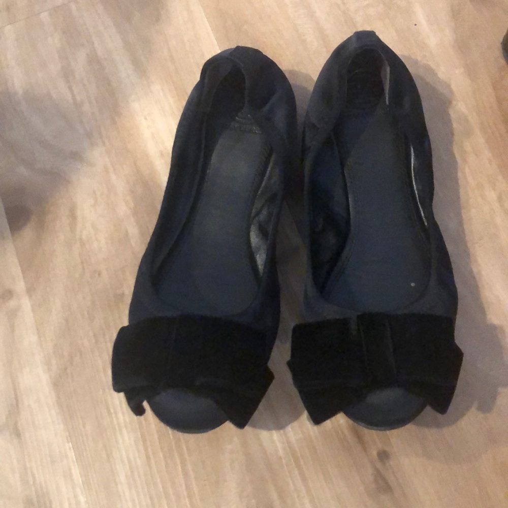 Tory Burch super sexy comfortable black flat shoes
